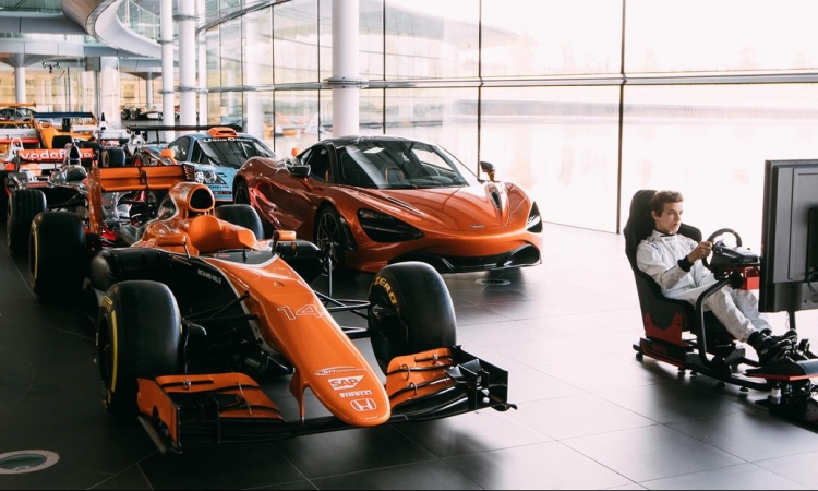 Dell Technologies, McLaren, Самый быстрый геймер,  Formula 1 киберспорт