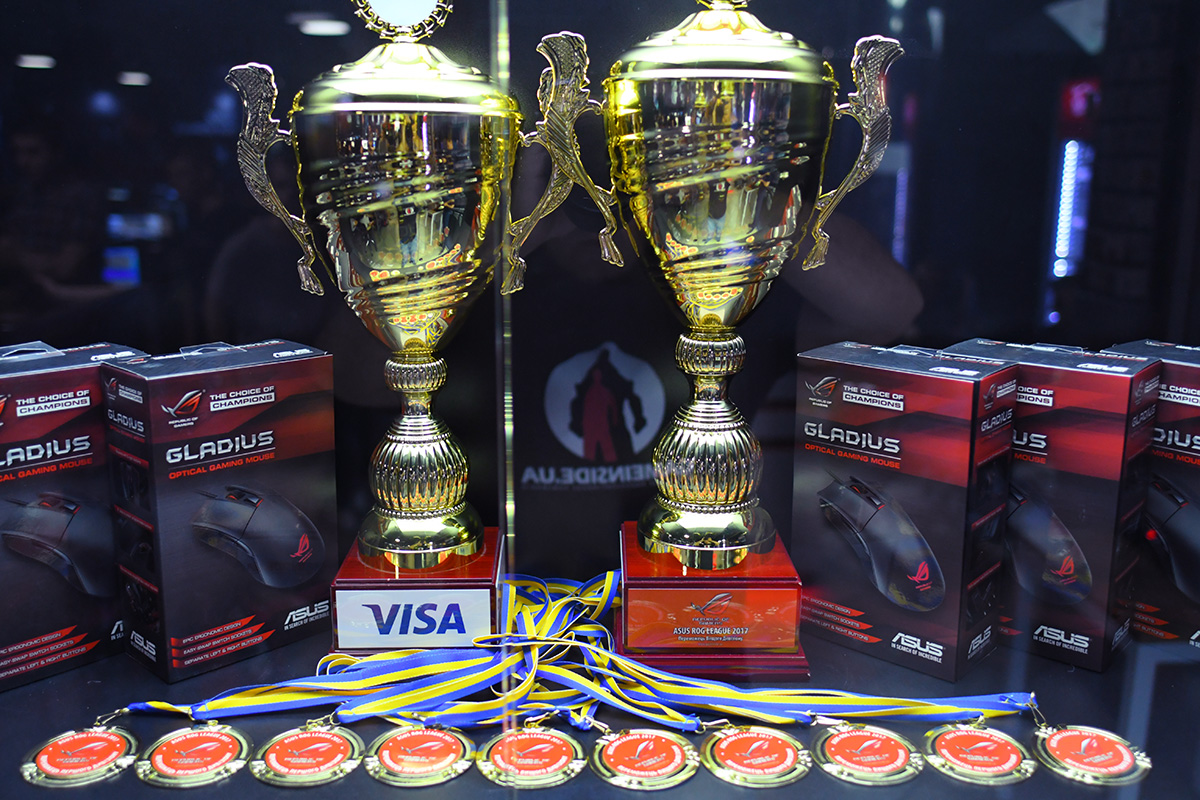 соревнования для аматоров, турнир в Asus Cyberzone, турнир по Dota 2 и CS:GO