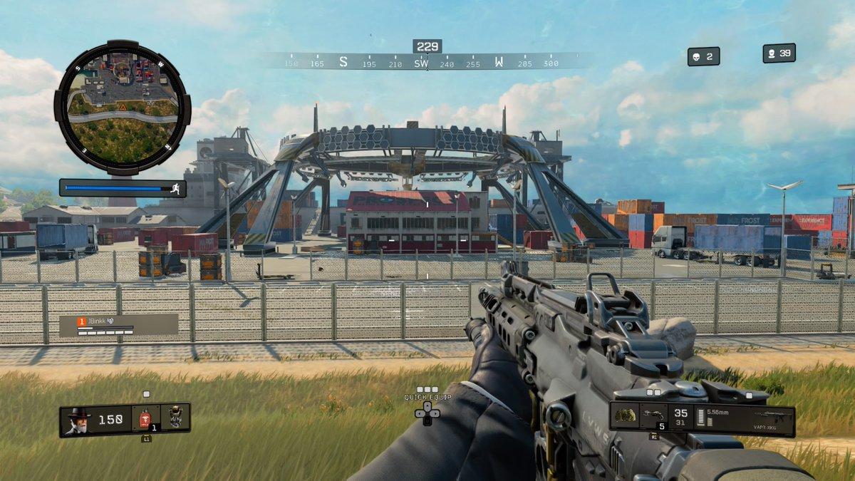Live gameplay. Call of Duty mobile Королевская битва. Call of Duty mobile Королевская битва стадион. Бато игра. Call of Duty Королевская битва крушения небесного крейсера.